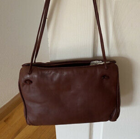 👉Bottega Veneta Butter/CalfskinVintage Bag EUC👈 - Picture 8 of 9